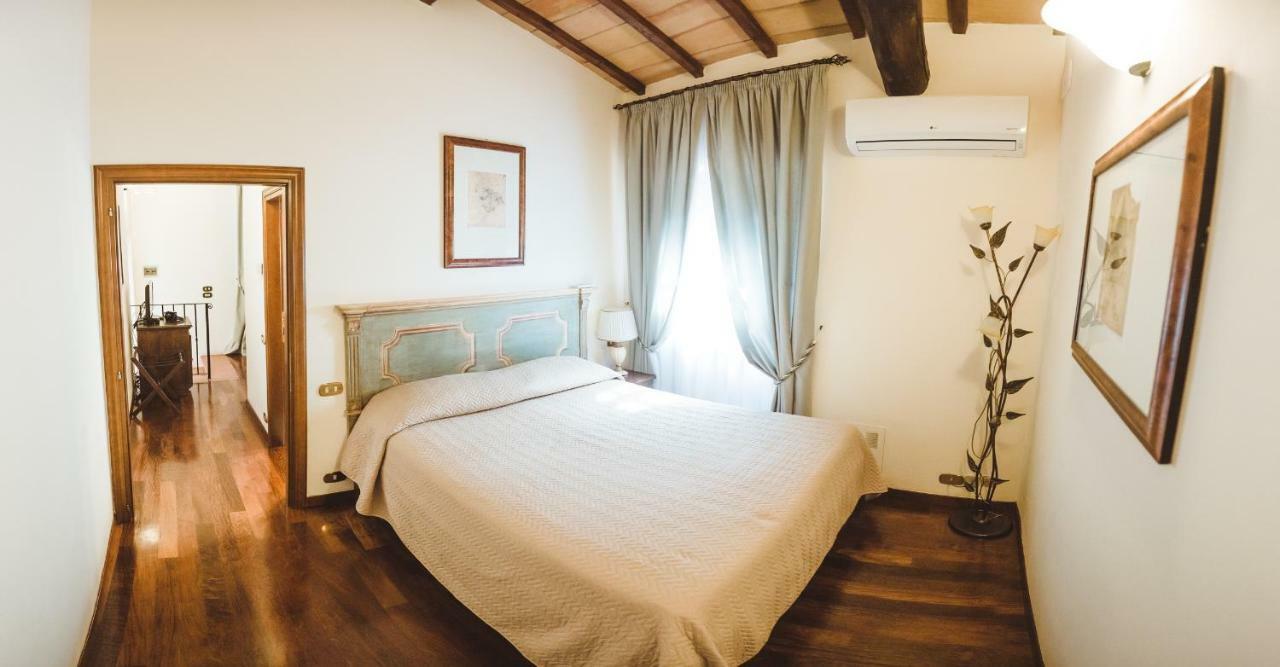 Agriturismo Le Anfore Sarteano Buitenkant foto